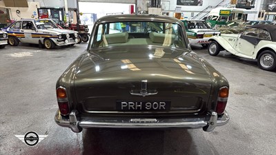 Lot 18 - 1976 ROLLS ROYCE