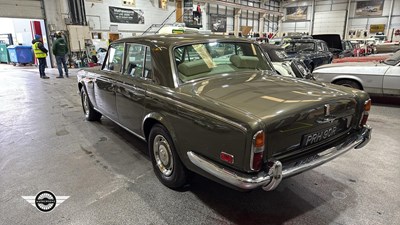 Lot 18 - 1976 ROLLS ROYCE