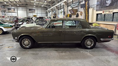 Lot 18 - 1976 ROLLS ROYCE