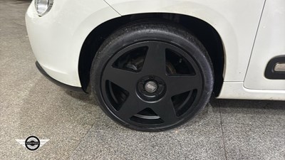 Lot 822 - 2017 FIAT 500L POP STAR