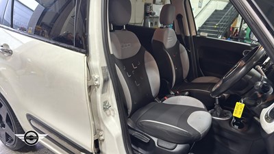 Lot 822 - 2017 FIAT 500L POP STAR