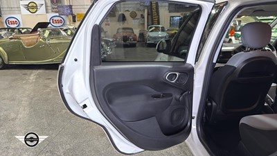 Lot 822 - 2017 FIAT 500L POP STAR