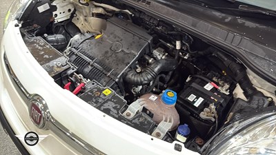 Lot 822 - 2017 FIAT 500L POP STAR