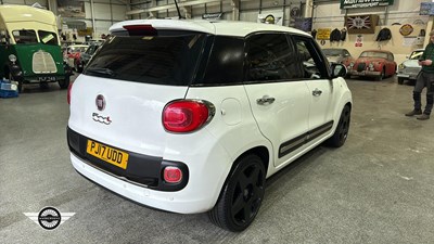 Lot 822 - 2017 FIAT 500L POP STAR