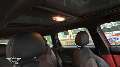 Lot 42 - 2015 MINI COUNTRYMAN COOPER SD ALL4