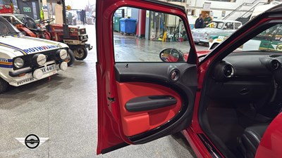 Lot 42 - 2015 MINI COUNTRYMAN COOPER SD ALL4