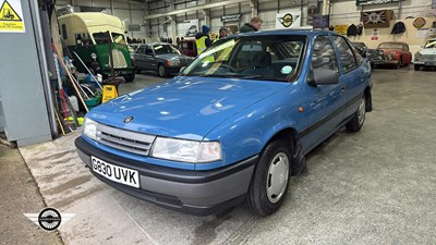 Lot 860 - 1990 VAUXHALL CAVALIER L
