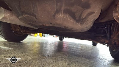 Lot 860 - 1990 VAUXHALL CAVALIER L