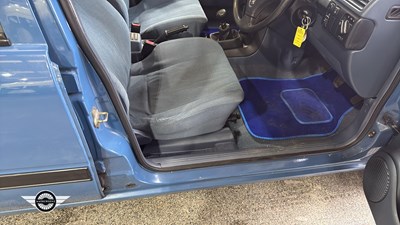 Lot 860 - 1990 VAUXHALL CAVALIER L