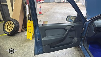 Lot 860 - 1990 VAUXHALL CAVALIER L