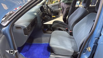 Lot 860 - 1990 VAUXHALL CAVALIER L