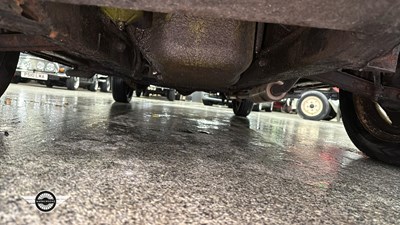 Lot 874 - 1957 MORRIS MINOR 1000