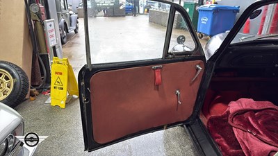 Lot 874 - 1957 MORRIS MINOR 1000