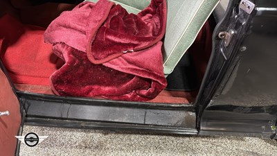 Lot 874 - 1957 MORRIS MINOR 1000