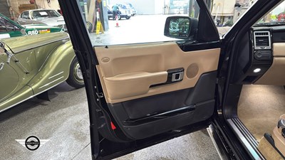 Lot 168 - 2004 LAND ROVER RANGE ROVER VOGUE V8 AUTO
