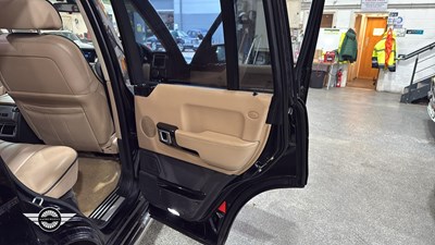 Lot 168 - 2004 LAND ROVER RANGE ROVER VOGUE V8 AUTO