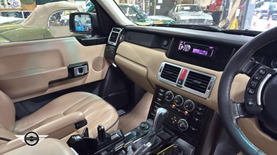 Lot 168 - 2004 LAND ROVER RANGE ROVER VOGUE V8 AUTO