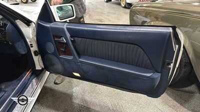 Lot 856 - 1995 MERCEDES SL280 AUTO