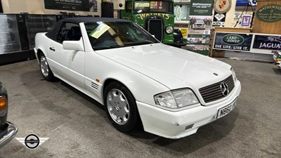 Lot 856 - 1995 MERCEDES SL280 AUTO
