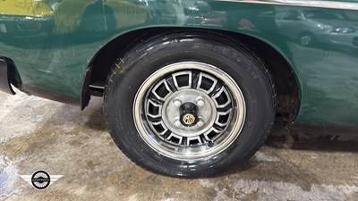 Lot 606 - 1975 MG B GT
