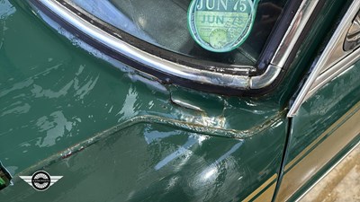 Lot 606 - 1975 MG B GT