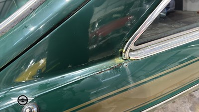 Lot 606 - 1975 MG B GT