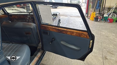 Lot 864 - 1970 AUSTIN 3 LITRE