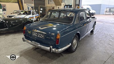 Lot 864 - 1970 AUSTIN 3 LITRE
