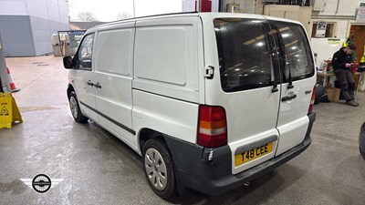 Lot 824 - 1999 MERCEDES VITO 113