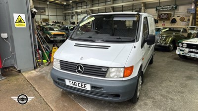Lot 824 - 1999 MERCEDES VITO 113