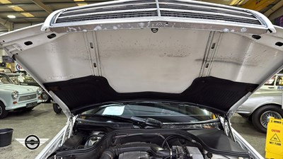 Lot 899 - 1994 MERCEDES C200 AUTO