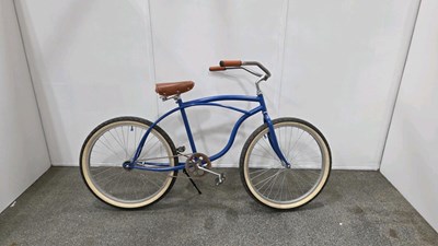 Lot 487 - BEACH CRUISER BICYCLE 20" FRAME