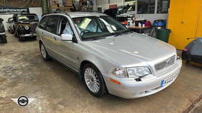 Lot 764 - 2003 VOLVO V40 SE