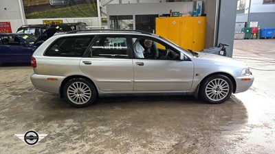 Lot 764 - 2003 VOLVO V40 SE