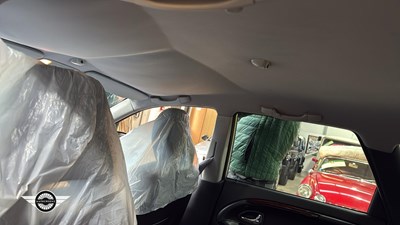 Lot 764 - 2003 VOLVO V40 SE