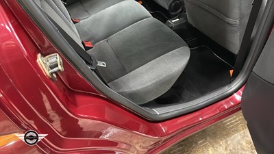 Lot 770 - 2004 FORD FOCUS GHIA