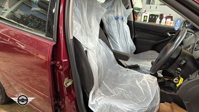 Lot 770 - 2004 FORD FOCUS GHIA