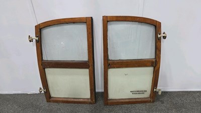 Lot 293 - MORRIS MINOR REAR DOORS
