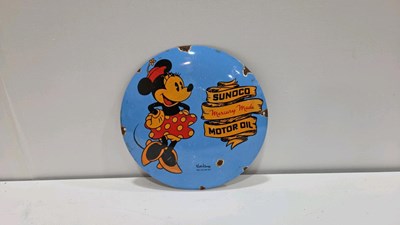 Lot 629 - MINNIE MOUSE SUNOCO MOTOR OIL, REPRODUCTION ENAMEL SIGN 12" DIA