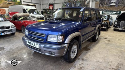 Lot 601 - 2004 ISUZU TROOPER DUTY DT LWB