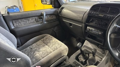 Lot 601 - 2004 ISUZU TROOPER DUTY DT LWB