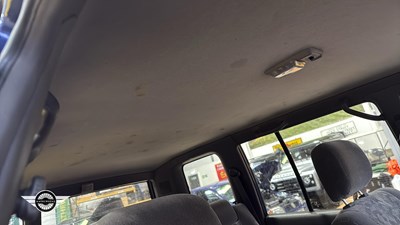 Lot 601 - 2004 ISUZU TROOPER DUTY DT LWB