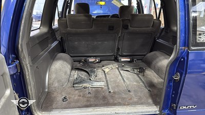 Lot 601 - 2004 ISUZU TROOPER DUTY DT LWB