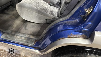 Lot 601 - 2004 ISUZU TROOPER DUTY DT LWB