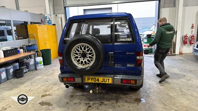 Lot 601 - 2004 ISUZU TROOPER DUTY DT LWB