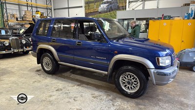 Lot 601 - 2004 ISUZU TROOPER DUTY DT LWB