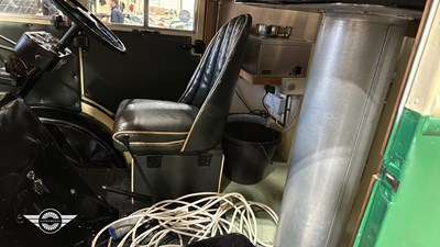 Lot 816 - 1954 MORRIS J