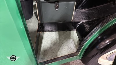 Lot 816 - 1954 MORRIS J