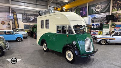 Lot 816 - 1954 MORRIS J