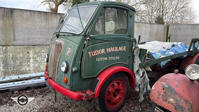 Lot 610 - 1951 MORRIS FV